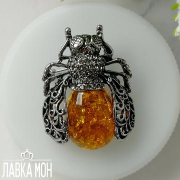 БР-403 Брошь «Янтарная муха»